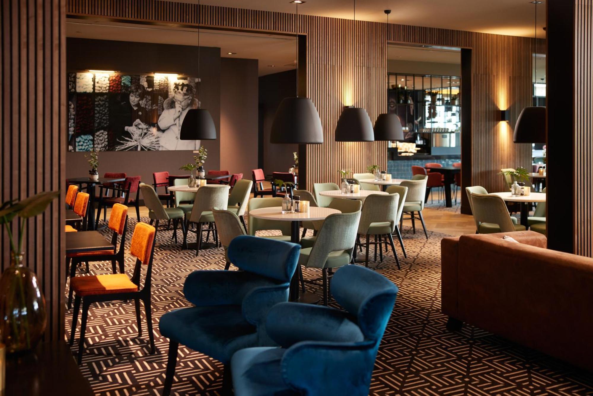 Van Der Valk Hotel Вейнендаал Екстериор снимка